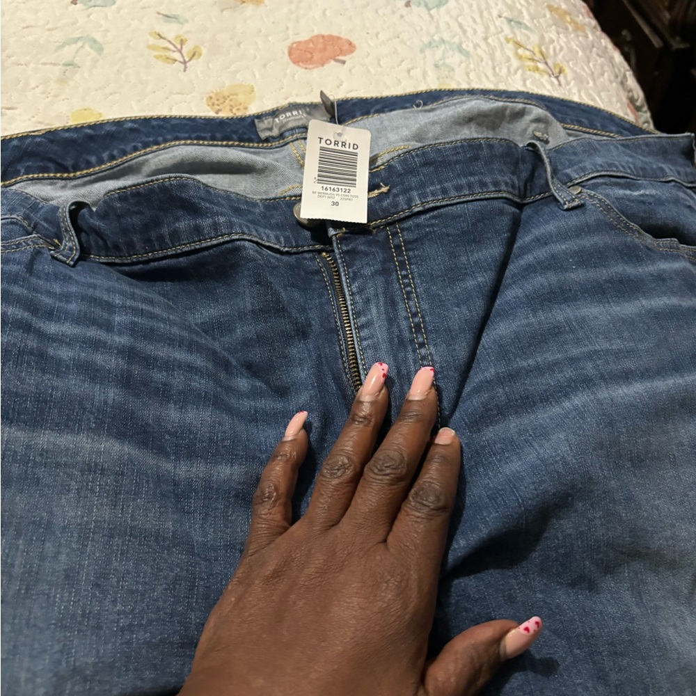 Size 30 torrid shorts new w tag